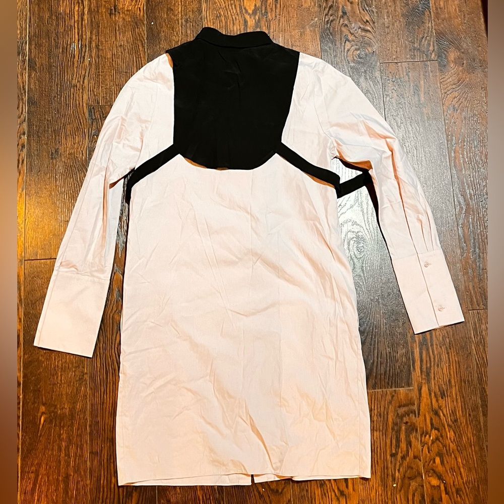π²πΎπ Dress with detachable bib in dusty pink Size 4 - Picture 4 of 11